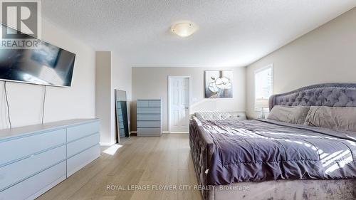 187 Valleyway Drive, Brampton, ON - Indoor Photo Showing Bedroom