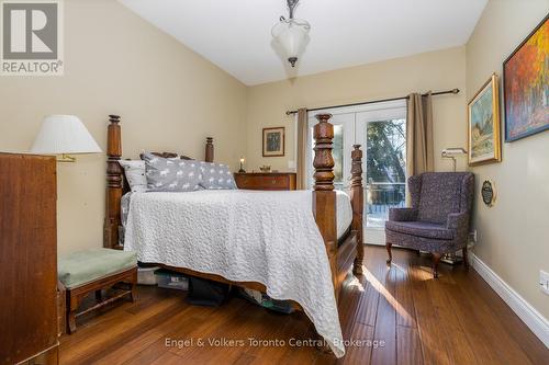 38 Rodney Street, Collingwood, ON - Indoor Photo Showing Bedroom