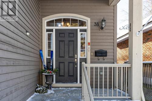 38 Rodney Street, Collingwood, ON - Outdoor With Exterior