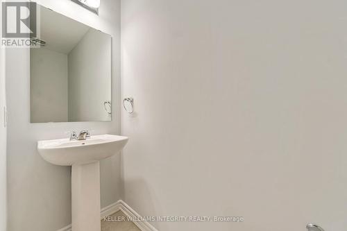 580 Catleaf Row, Ottawa, ON - Indoor Photo Showing Bathroom