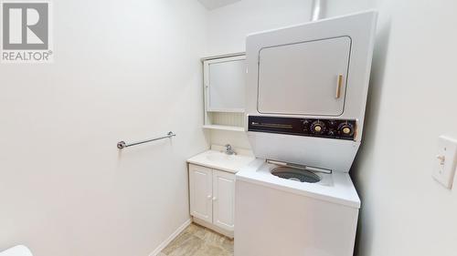 10108 108 Avenue, Fort St. John, BC - Indoor Photo Showing Laundry Room