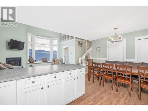 9885 Pinnacles Road Unit# 21, Vernon, BC - Indoor Photo Showing Dining Room