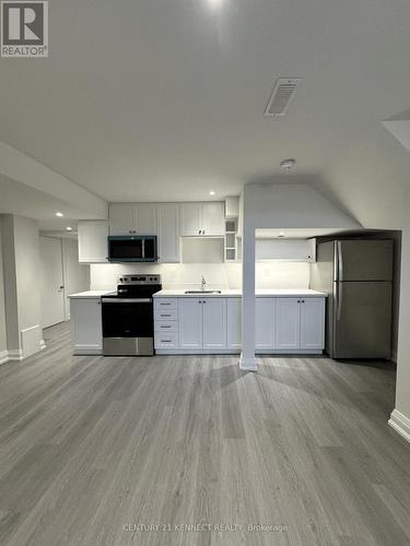 Lower - 5 Riley Reed Lane, Richmond Hill, ON - Indoor Photo Showing Kitchen