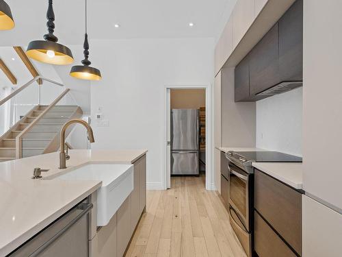 Kitchen - 1499 Rue Du Clos-Des-Artisans, Prévost, QC - Indoor Photo Showing Kitchen With Upgraded Kitchen