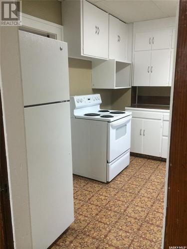 601 3Rd Street, Estevan, SK - Indoor Photo Showing Kitchen