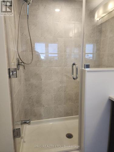 262 Velvet Way S, Thorold, ON - Indoor Photo Showing Bathroom