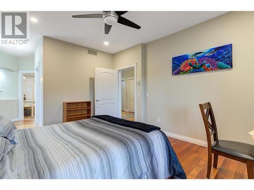 550 Glenmeadows Road Unit# 115, Kelowna, BC - Indoor Photo Showing Bedroom