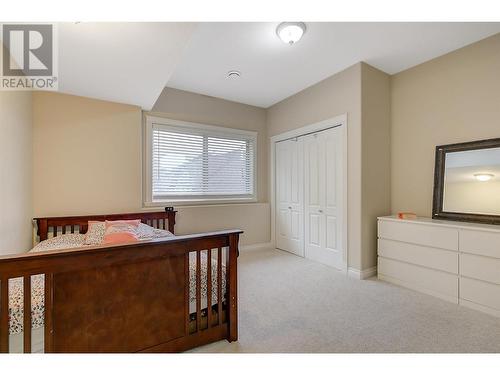 550 Glenmeadows Road Unit# 115, Kelowna, BC - Indoor Photo Showing Bedroom