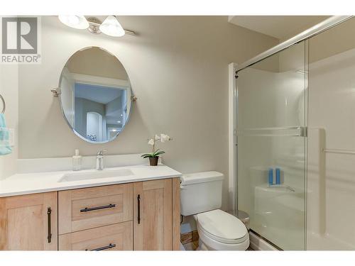 550 Glenmeadows Road Unit# 115, Kelowna, BC - Indoor Photo Showing Bathroom