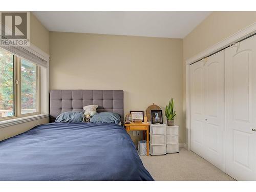 550 Glenmeadows Road Unit# 115, Kelowna, BC - Indoor Photo Showing Bedroom