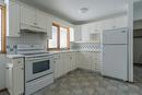 121 Maple Avenue, Mitchell, MB  - Indoor Photo Showing Kitchen With Double Sink 