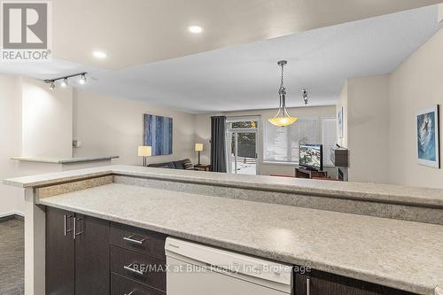 103 - 107 Ann Heggtveit Drive, Blue Mountains (Blue Mountain Resort Area), ON - Indoor Photo Showing Kitchen