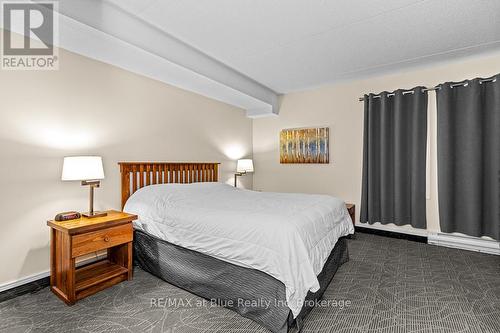 103 - 107 Ann Heggtveit Drive, Blue Mountains (Blue Mountain Resort Area), ON - Indoor Photo Showing Bedroom