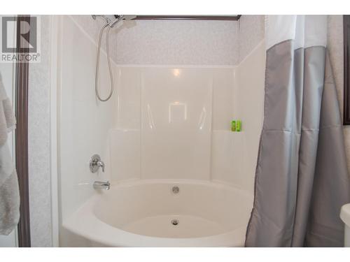 ensuite bathroom - 844 Hutley Road Unit# 6, Armstrong, BC 