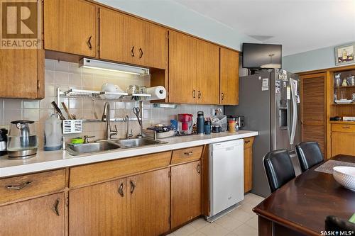 609 King Street, Imperial, SK - Indoor Photo Showing Kitchen With Double Sink