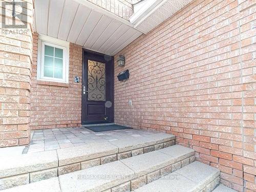 423 Brownridge Drive, Vaughan, ON - Outdoor