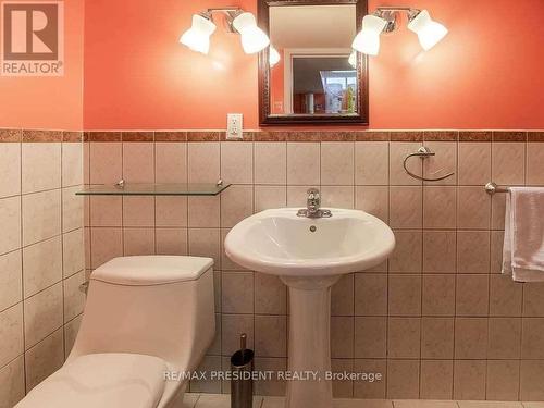 423 Brownridge Drive, Vaughan, ON - Indoor Photo Showing Bathroom