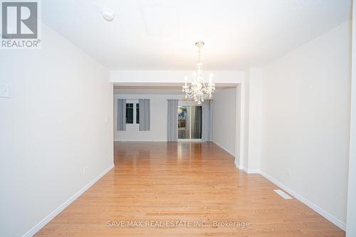 15 Eliza Avenue N, Kitchener, ON - Indoor Photo Showing Other Room