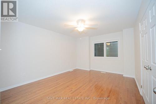 15 Eliza Avenue N, Kitchener, ON - Indoor Photo Showing Other Room