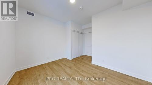 3007 - 30 Upper Mall Way, Vaughan, ON - Indoor Photo Showing Other Room