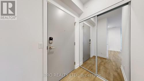 3007 - 30 Upper Mall Way, Vaughan, ON - Indoor Photo Showing Other Room