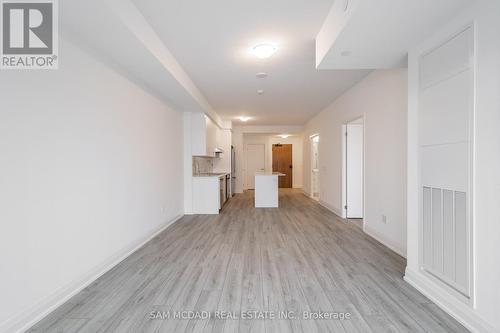 307 - 1035 Southdown Road, Mississauga, ON - Indoor Photo Showing Other Room