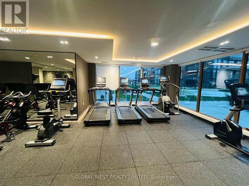 425 - 2343 Khalsa Gate, Oakville, ON - Indoor Photo Showing Gym Room