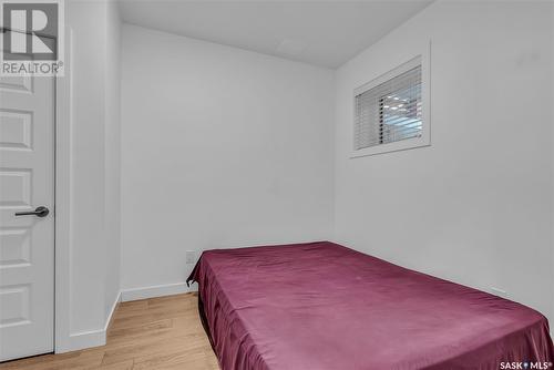 721 I Avenue S, Saskatoon, SK - Indoor Photo Showing Bedroom