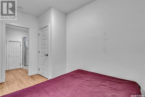 721 I Avenue S, Saskatoon, SK - Indoor Photo Showing Bedroom