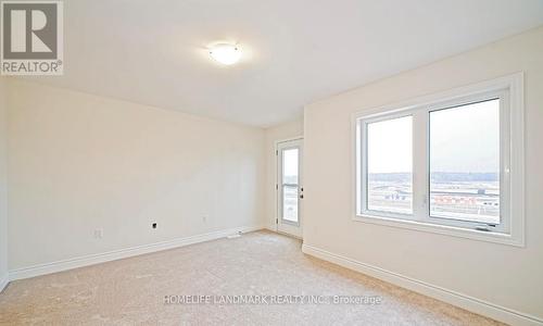 3275 Sixth Line, Oakville, ON - Indoor Photo Showing Other Room