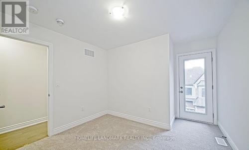 3275 Sixth Line, Oakville, ON - Indoor Photo Showing Other Room