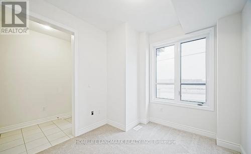 3275 Sixth Line, Oakville, ON - Indoor Photo Showing Other Room