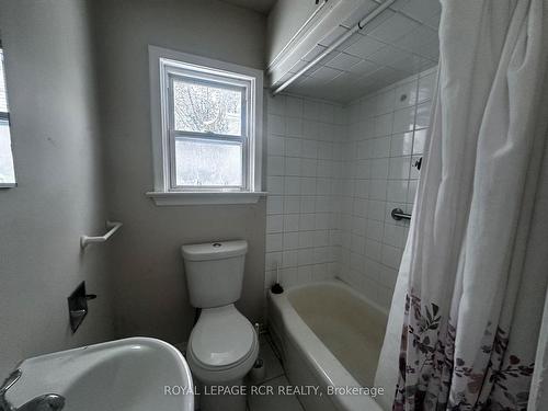 Unit #2-9 Second Ave, Orangeville, ON - Indoor Photo Showing Bathroom