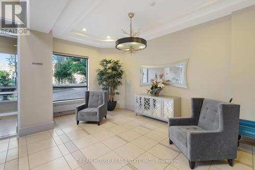 114 - 50 Disera Drive, Vaughan, ON - Indoor Photo Showing Other Room