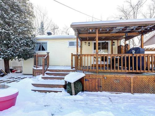 Cour - 3373 Rue Donald, Laval (Fabreville), QC - Outdoor With Deck Patio Veranda