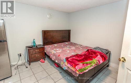 7208 Hermitage Road, Mississauga, ON - Indoor Photo Showing Bedroom