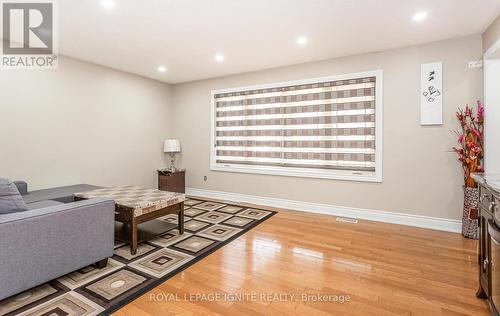 7208 Hermitage Road, Mississauga, ON - Indoor