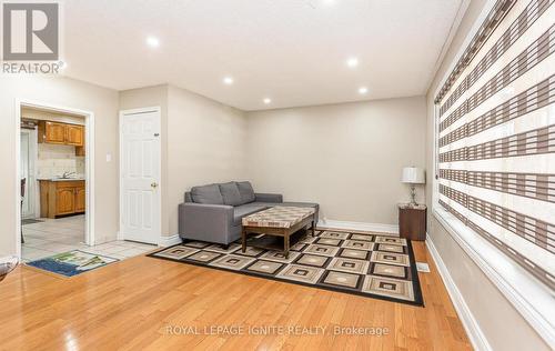 7208 Hermitage Road, Mississauga, ON - Indoor