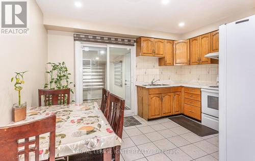 7208 Hermitage Road, Mississauga, ON - Indoor Photo Showing Kitchen With Double Sink