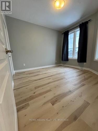 39 Ellis Avenue, St. Catharines (456 - Oakdale), ON - Indoor Photo Showing Other Room