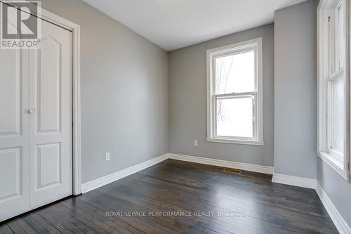 213 Cumberland Street, Cornwall, ON - Indoor Photo Showing Other Room