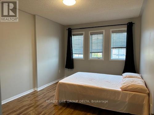 63D View Green Crescent, Toronto, ON - Indoor Photo Showing Bedroom