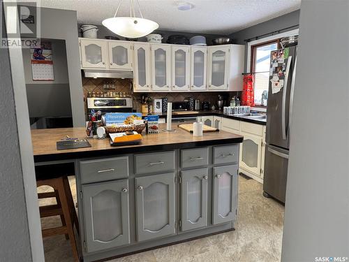 3106 Grey Owl Crescent, Prince Albert, SK - Indoor Photo Showing Kitchen With Double Sink