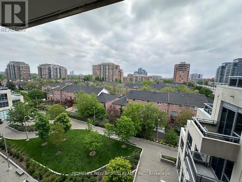 618 Sw - 9191 Yonge Street, Richmond Hill, ON - Outdoor With View