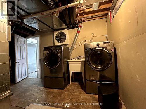 956 Bianca Court, Kitchener, ON - Indoor Photo Showing Laundry Room