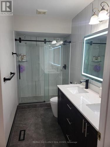 Main - 156 Voltarie Crescent, Mississauga, ON - Indoor Photo Showing Bathroom