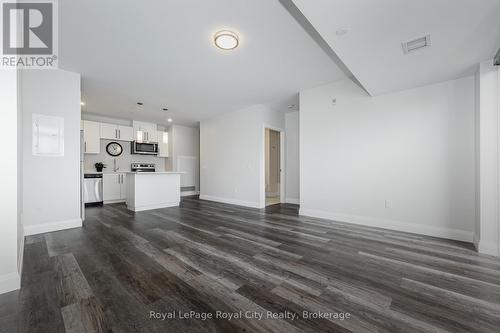 205 - 332 Gosling Gardens, Guelph (Guelph South), ON - Indoor