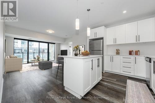 205 - 332 Gosling Gardens, Guelph (Guelph South), ON - Indoor Photo Showing Kitchen With Upgraded Kitchen