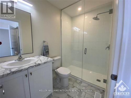 426 Meadowbreeze Drive N, Ottawa, ON - Indoor Photo Showing Bathroom