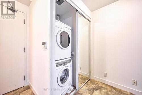 3410 - 14 York Street, Toronto, ON - Indoor Photo Showing Laundry Room